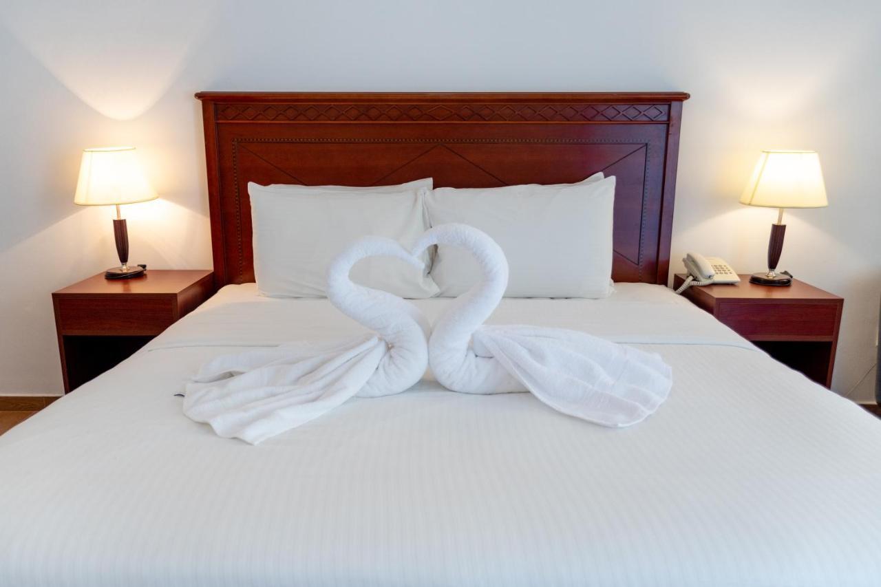 Fujairah Hotel & Resort Ngoại thất bức ảnh