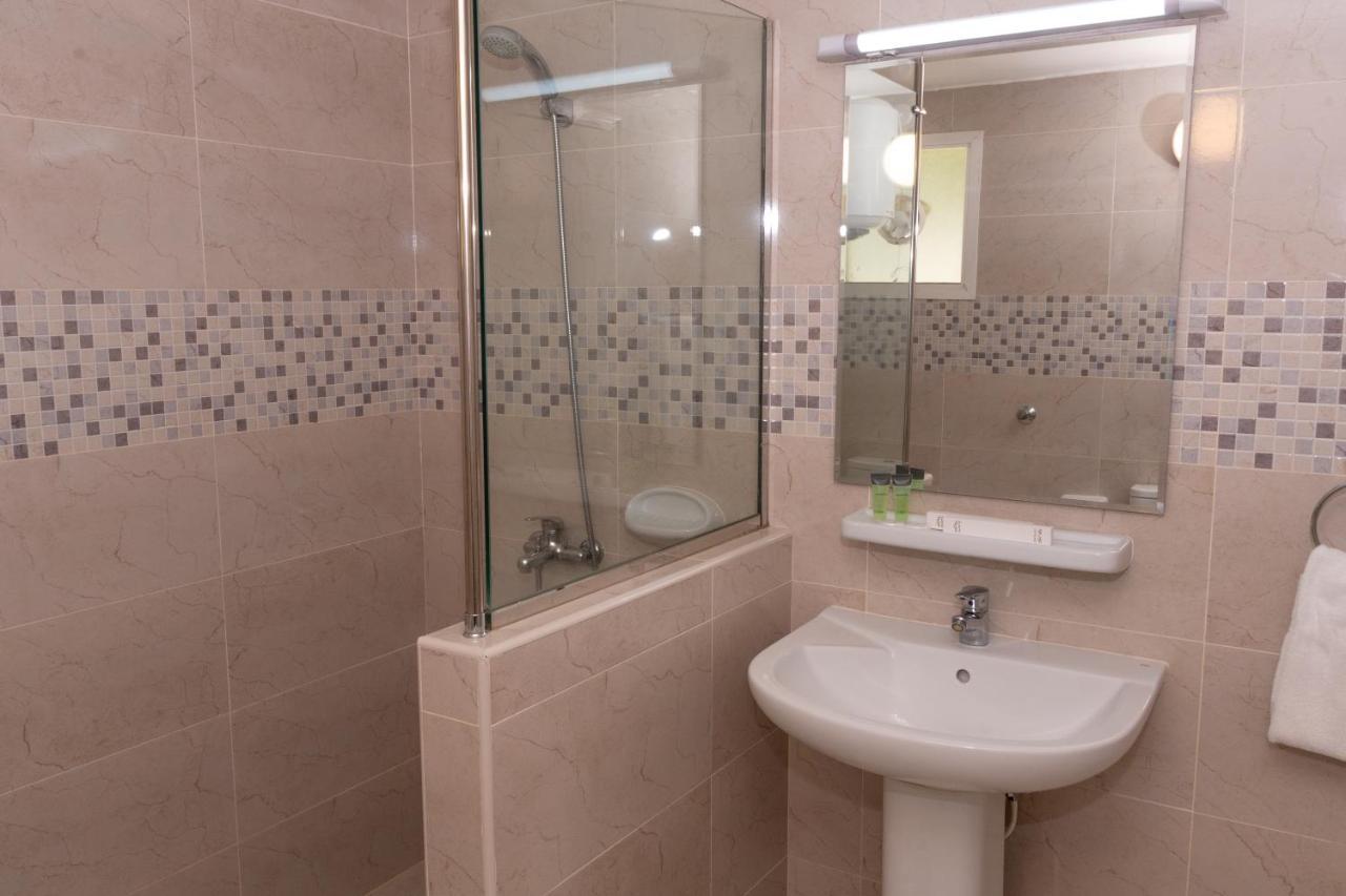 Fujairah Hotel & Resort Phòng bức ảnh